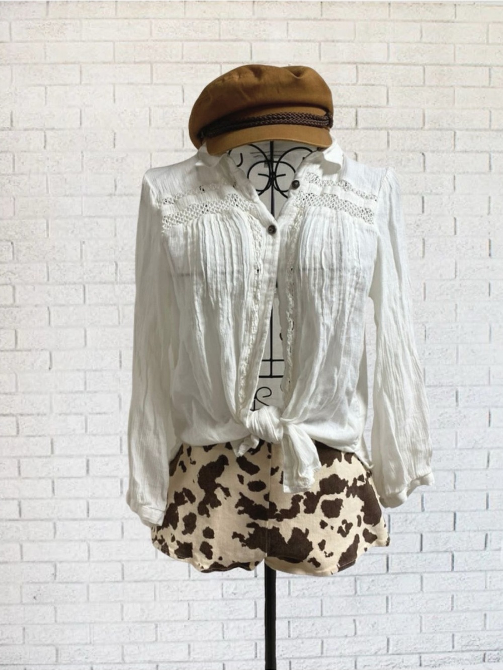 Button Up Sheer Lace White Shirt Top Long Sleeve American Eagle XS Bohemian Boho